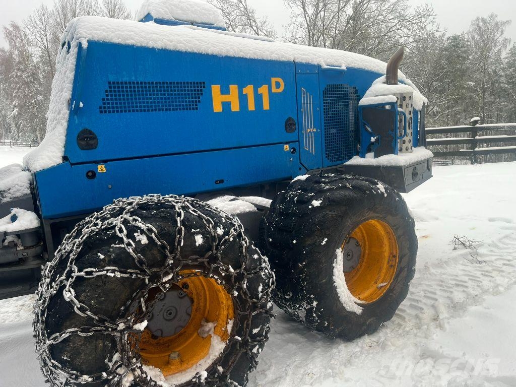Rottne H 11 حصادات