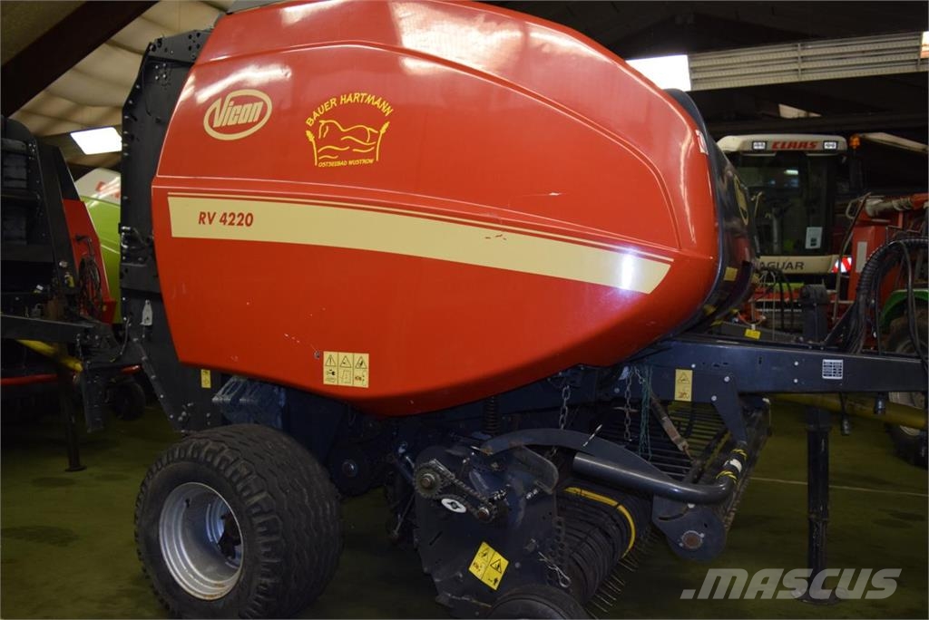 Vicon RV 4220 SC 14 ラウンドベーラー