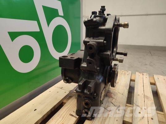 Komatsu WA 100 (TB 172 Carraro) gearbox Transmisiones