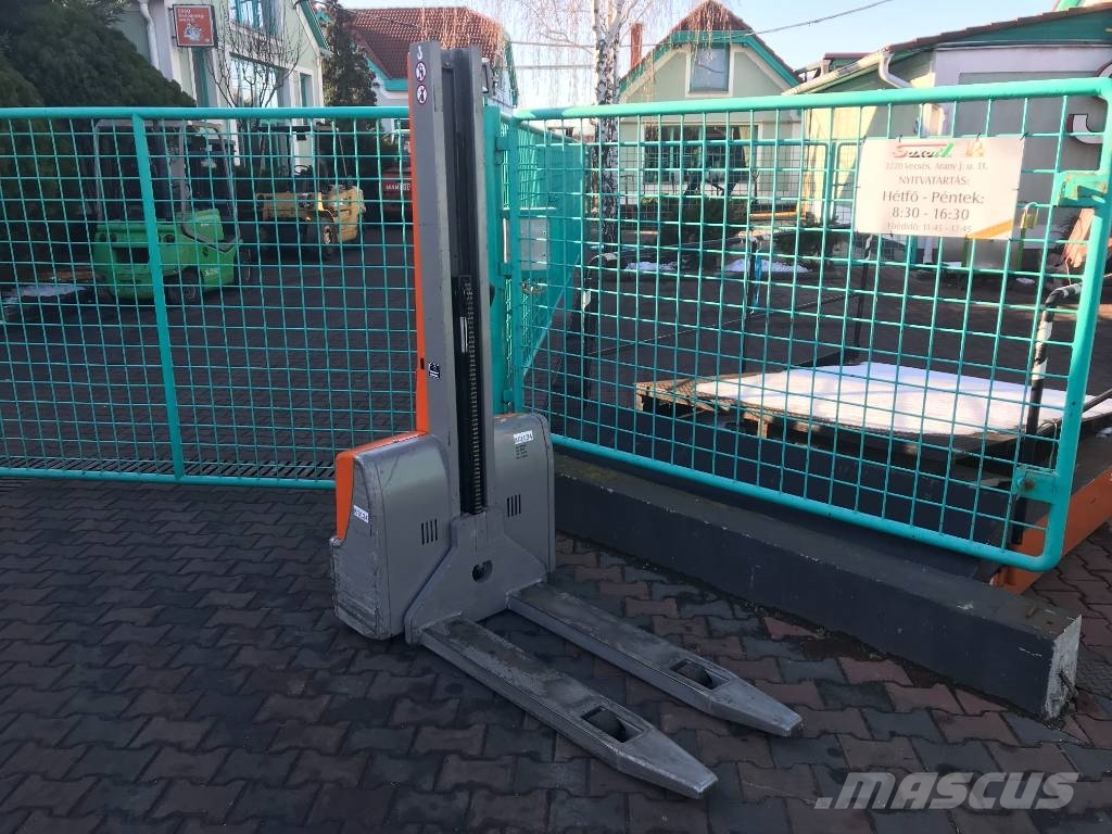 Jungheinrich EMC 10 SWIFT V-3134 Zelfrijdende stapelaars