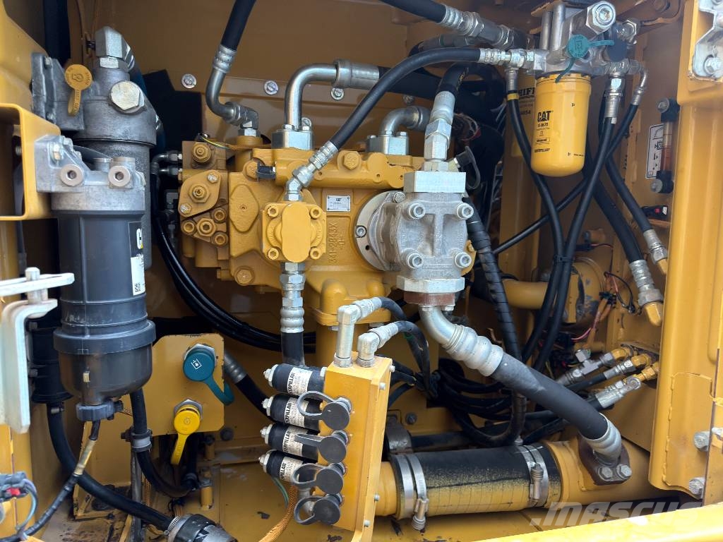 CAT 320E L Rupsgraafmachines