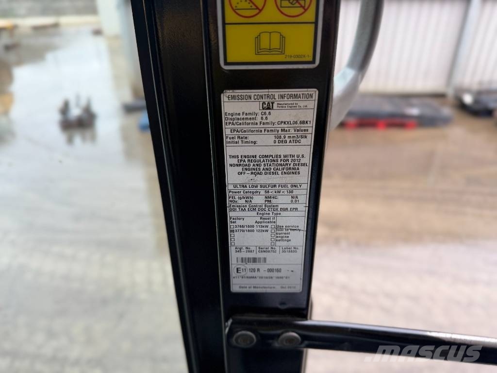 CAT 320E L Rupsgraafmachines