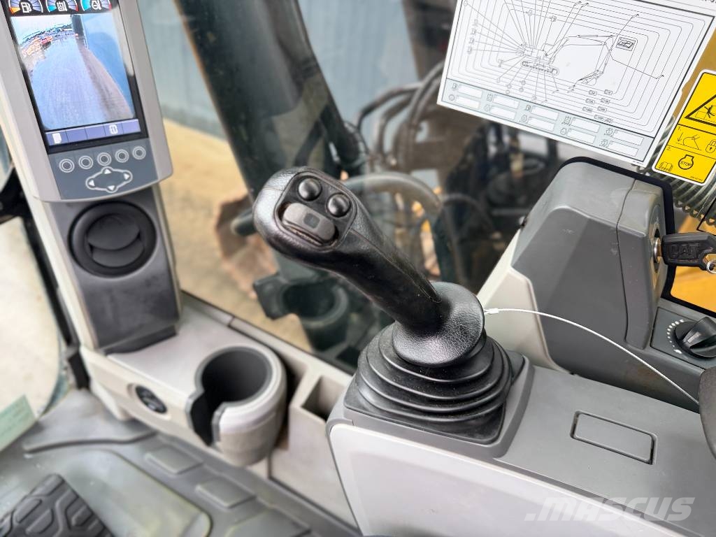CAT 320E L Rupsgraafmachines