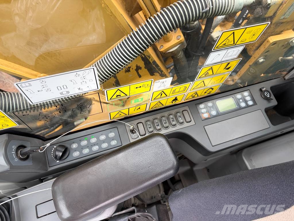 CAT 320E L Rupsgraafmachines