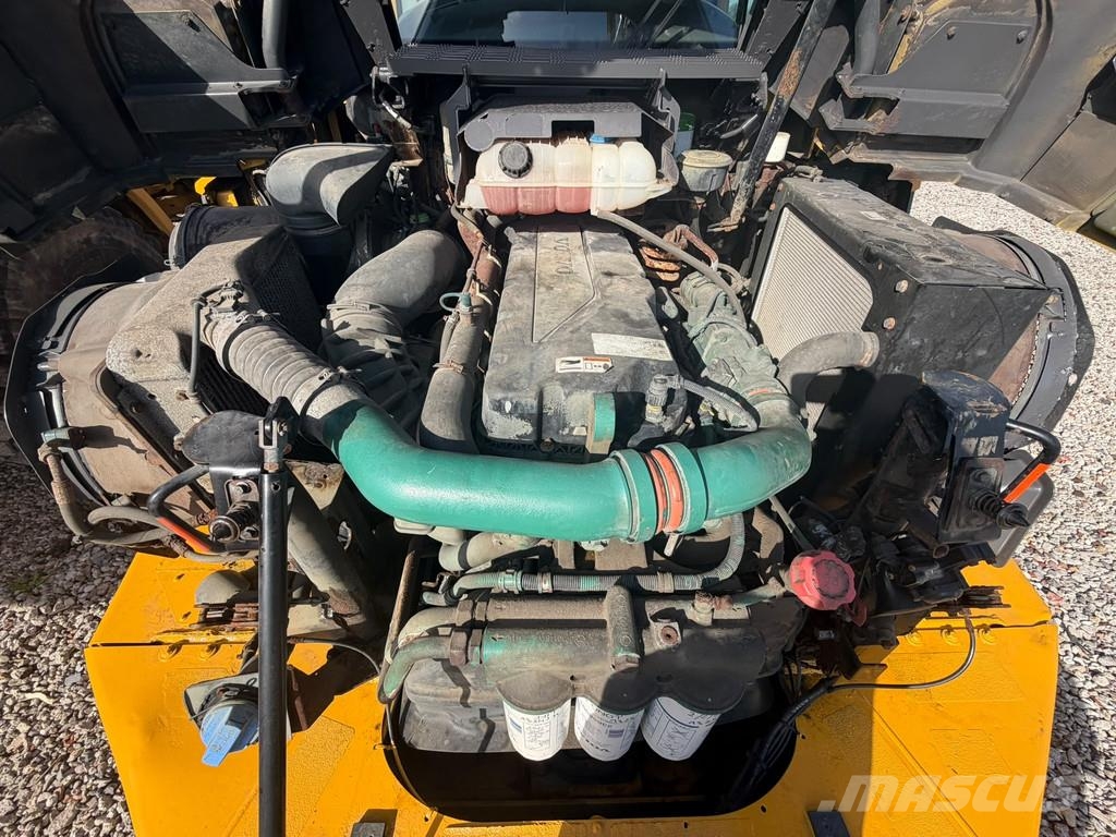 Volvo A25G Liigendraamiga pinnaseveokid