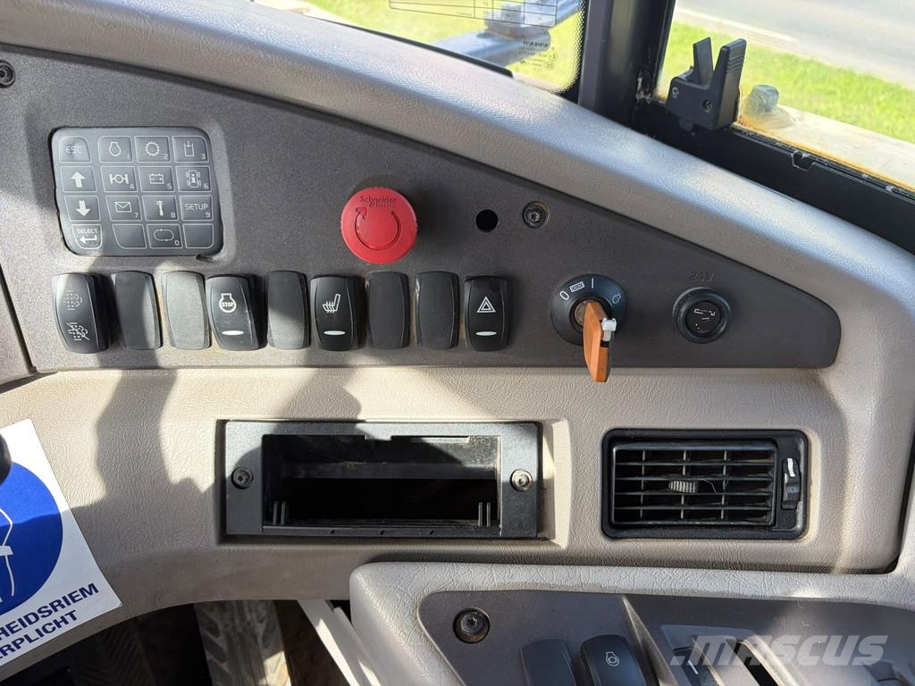 Volvo A25G Liigendraamiga pinnaseveokid