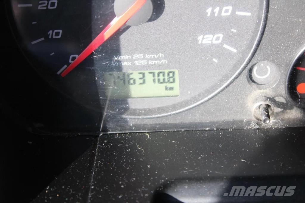 Iveco Stralis 510 + EURO 6 + STEERING AXLE شاحنات بغطاء جانبي