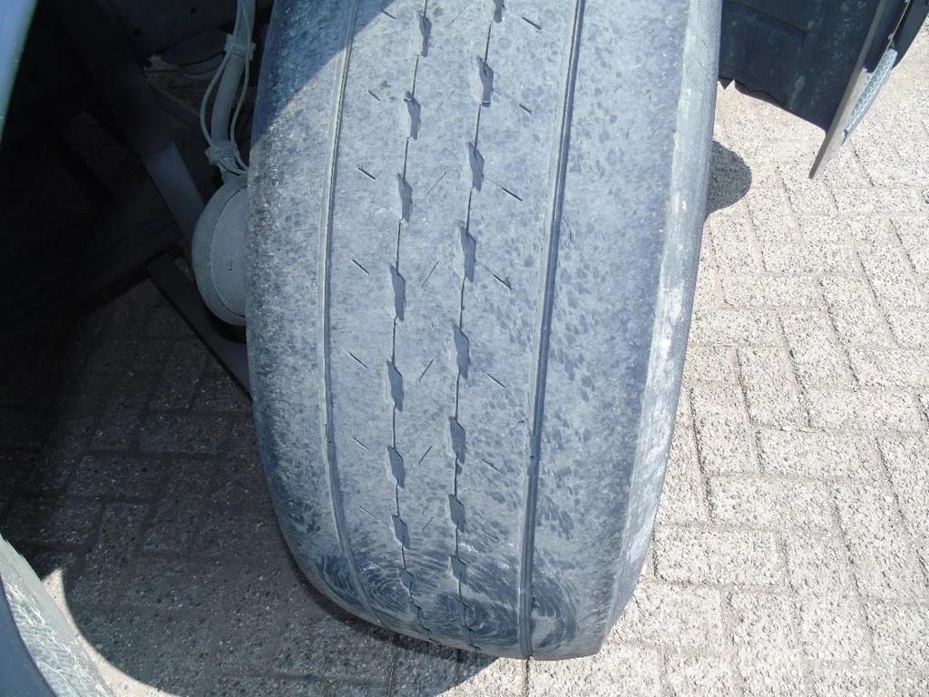 Iveco Stralis 510 + EURO 6 + STEERING AXLE شاحنات بغطاء جانبي