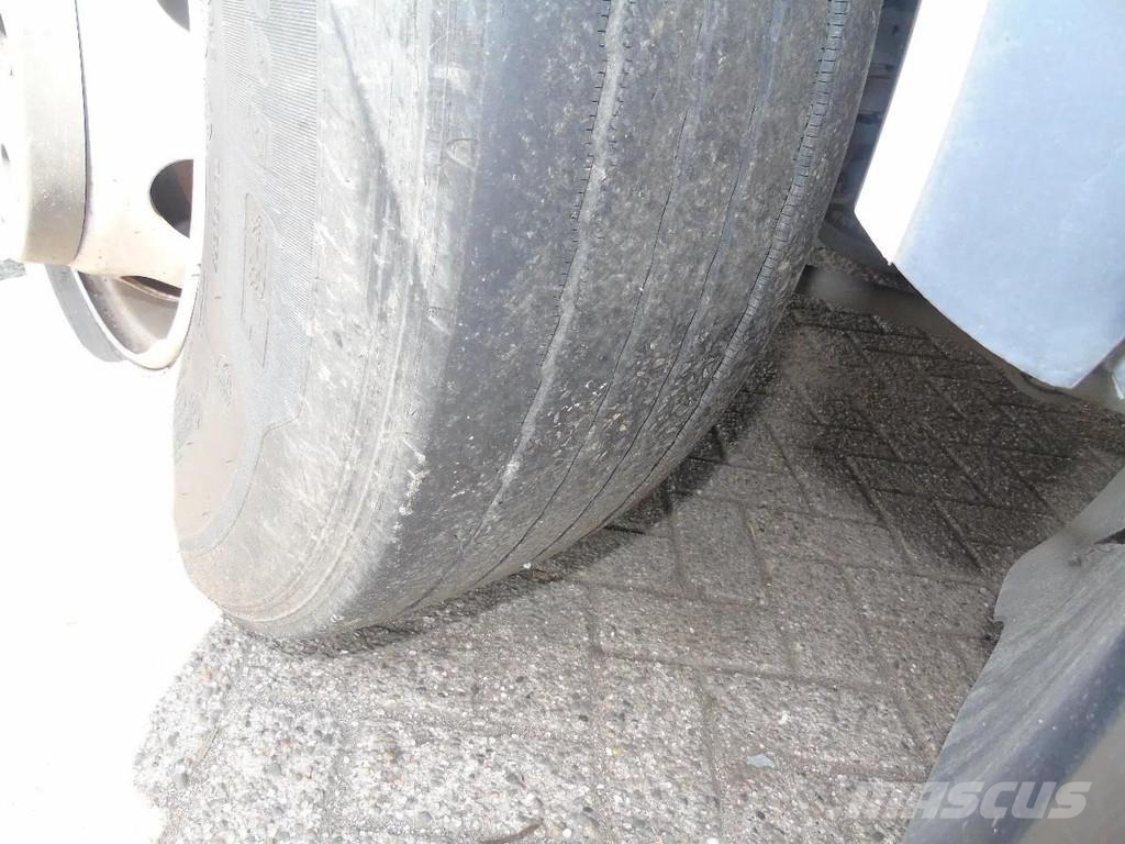 Iveco Stralis 510 + EURO 6 + STEERING AXLE شاحنات بغطاء جانبي