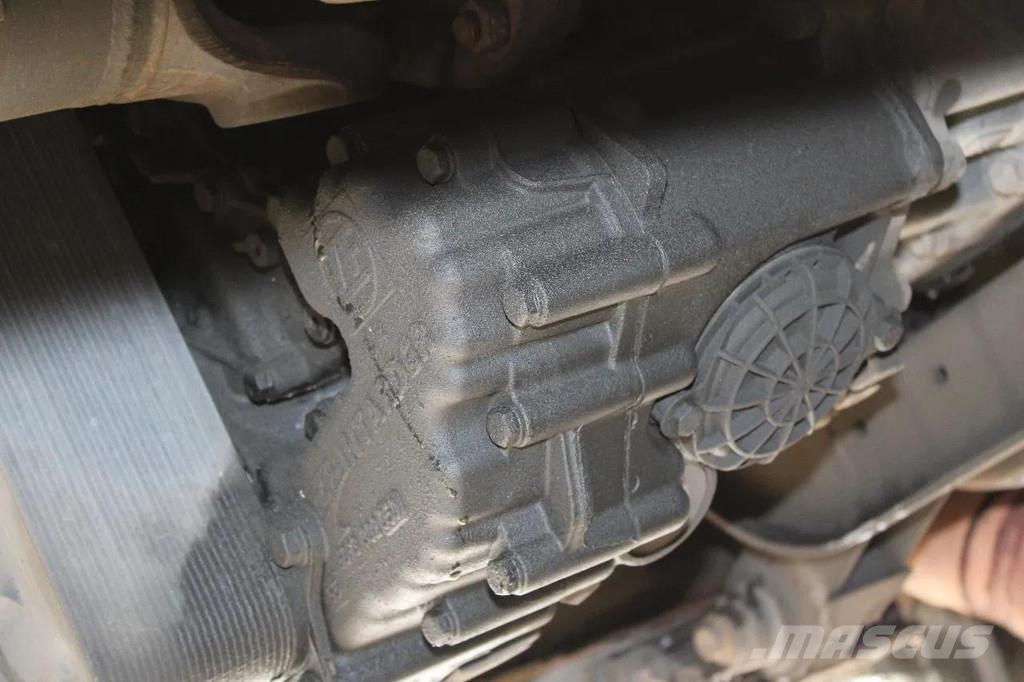 Iveco Stralis 510 + EURO 6 + STEERING AXLE شاحنات بغطاء جانبي