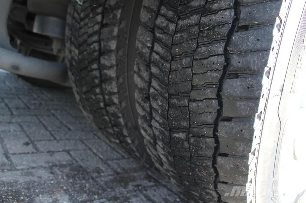 Iveco Stralis 510 + EURO 6 + STEERING AXLE شاحنات بغطاء جانبي