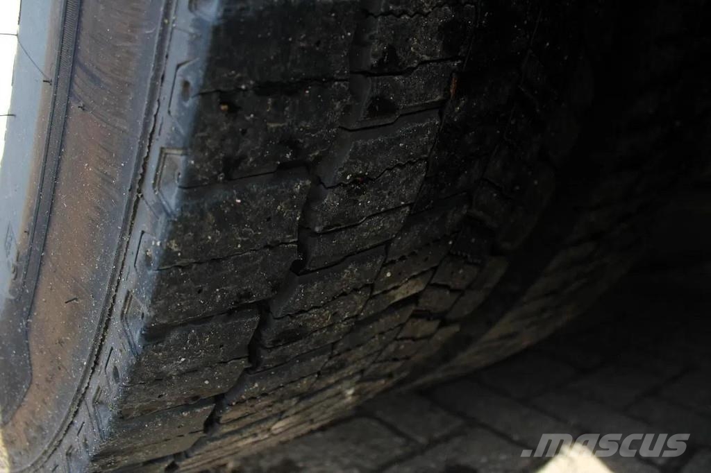 Iveco Stralis 510 + EURO 6 + STEERING AXLE شاحنات بغطاء جانبي