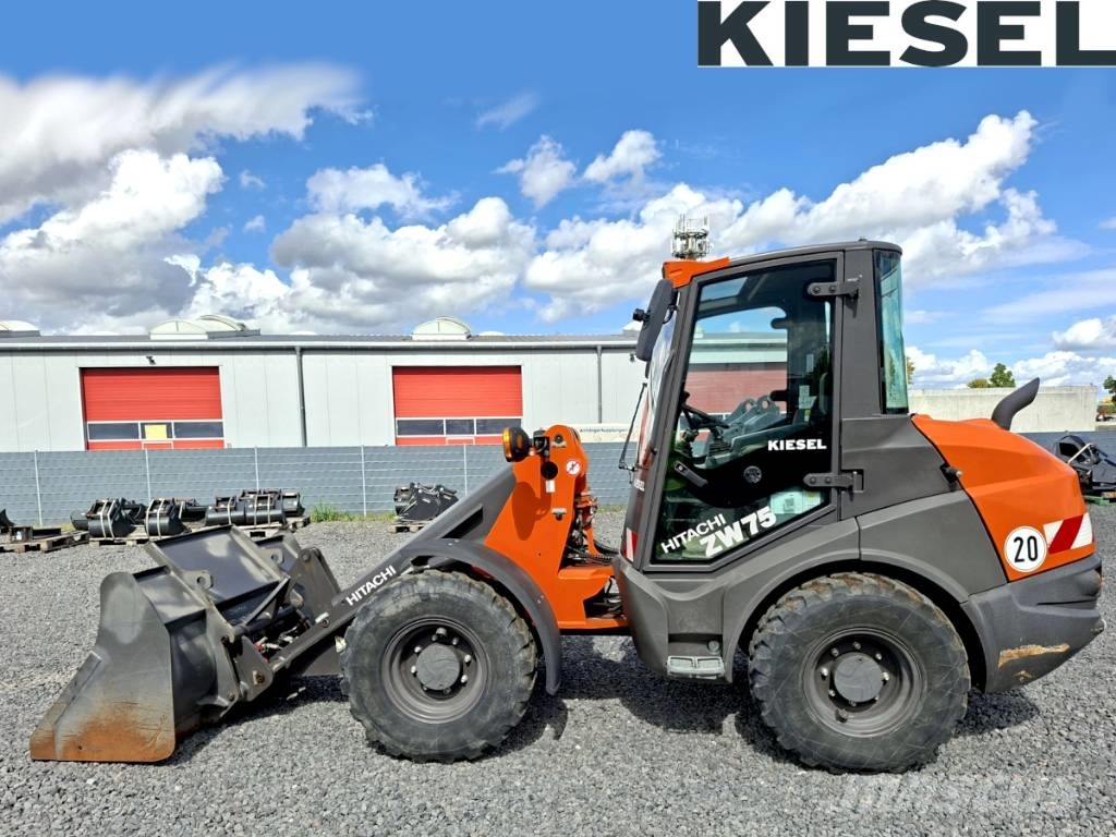 Hitachi ZW 75-6 Minilæsser - skridstyret