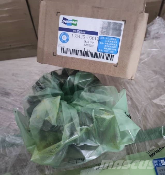 Doosan DL505-9C Wheel Motor 10001-10031 130429-00022K Transmisija
