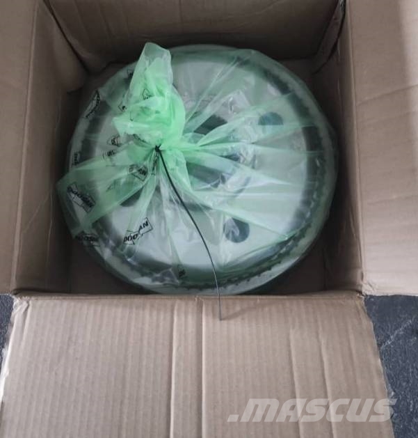 Doosan DL505-9C Wheel Motor 10001-10031 130429-00022K Transmisija