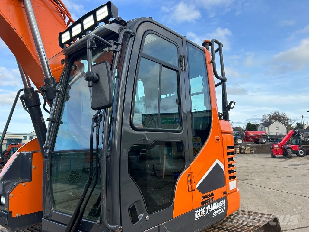 Doosan DX140 LCR-7 ( New Model ) Crawler excavators