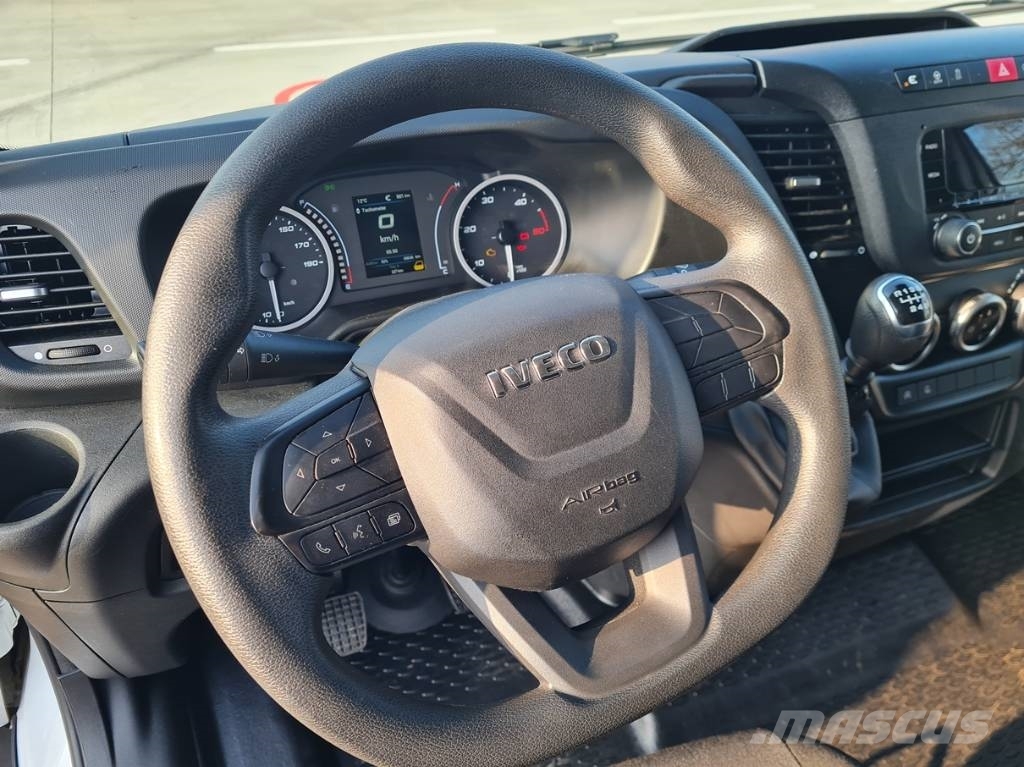 Iveco 35S16 / D brief / 69.000 km Panel vanlar