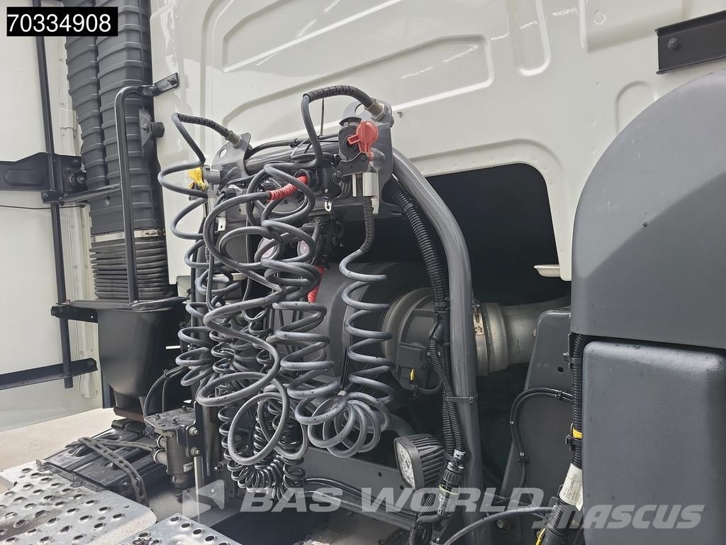 Volvo FH 460 4X2 Globe APK 08-2027 2x Tanks I-ParkCool Tegljači