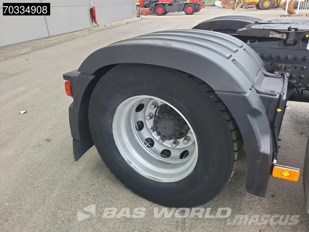 Volvo FH 460 4X2 Globe APK 08-2027 2x Tanks I-ParkCool Trekkers