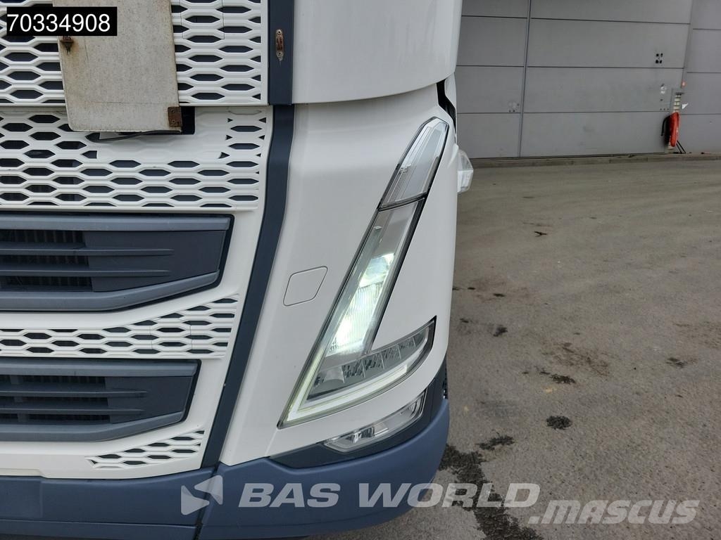 Volvo FH 460 4X2 Globe APK 08-2027 2x Tanks I-ParkCool Tegljači