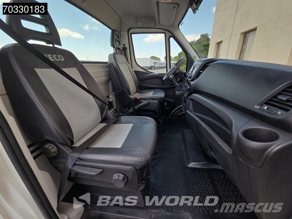 Iveco Daily 35C14 Portacoches - Rueda gemela - Aire acon Camiones portavehículos
