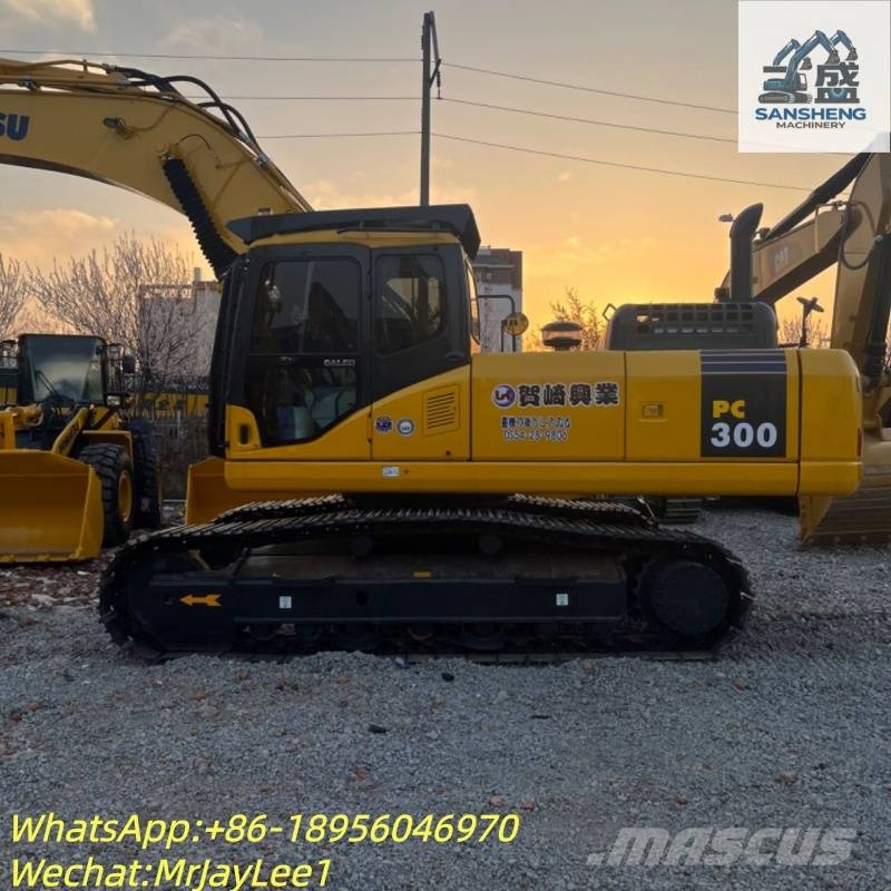 Komatsu PC 300 Crawler excavators