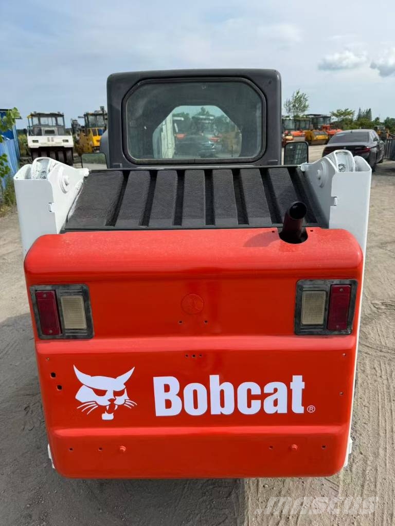 Bobcat S 130 Skid steer loaders