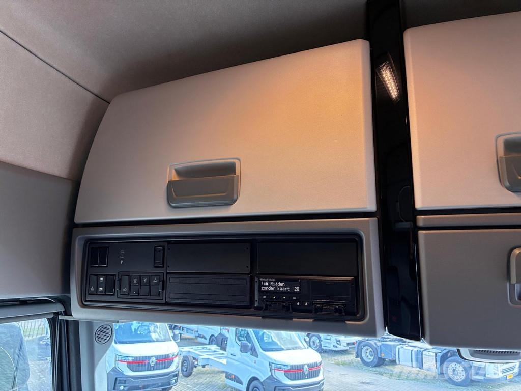 Renault T Evo High 520 X-low T4x2, 13 L , Full options , v Vilcēji