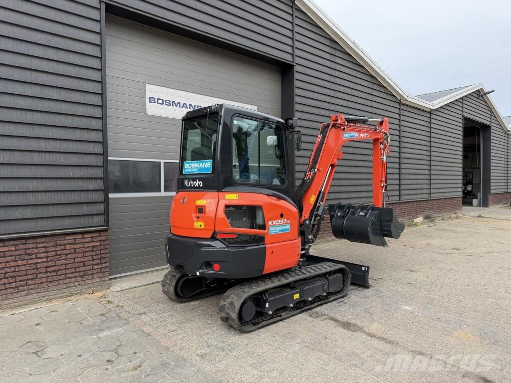 Kubota TE HUUR Kubota KX037 3.8 T minigraver Minigravere <7t