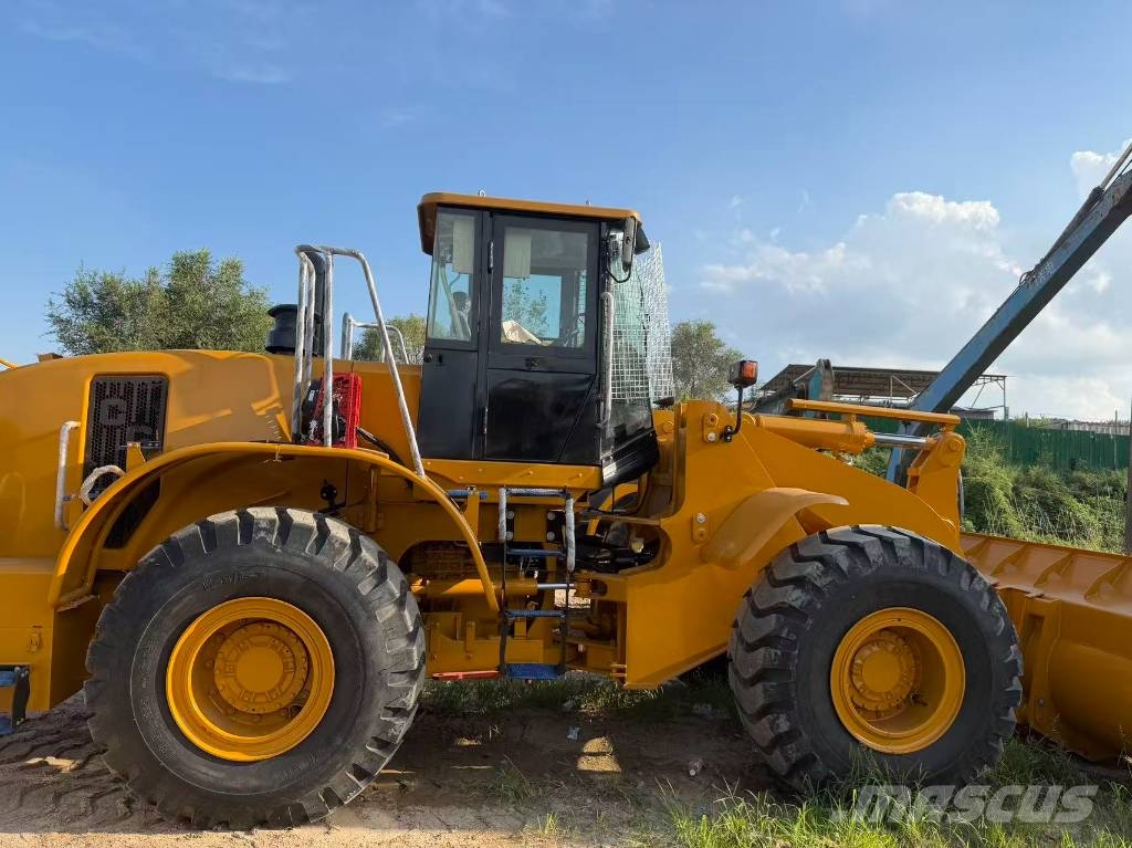 CAT 966 轮式装载机
