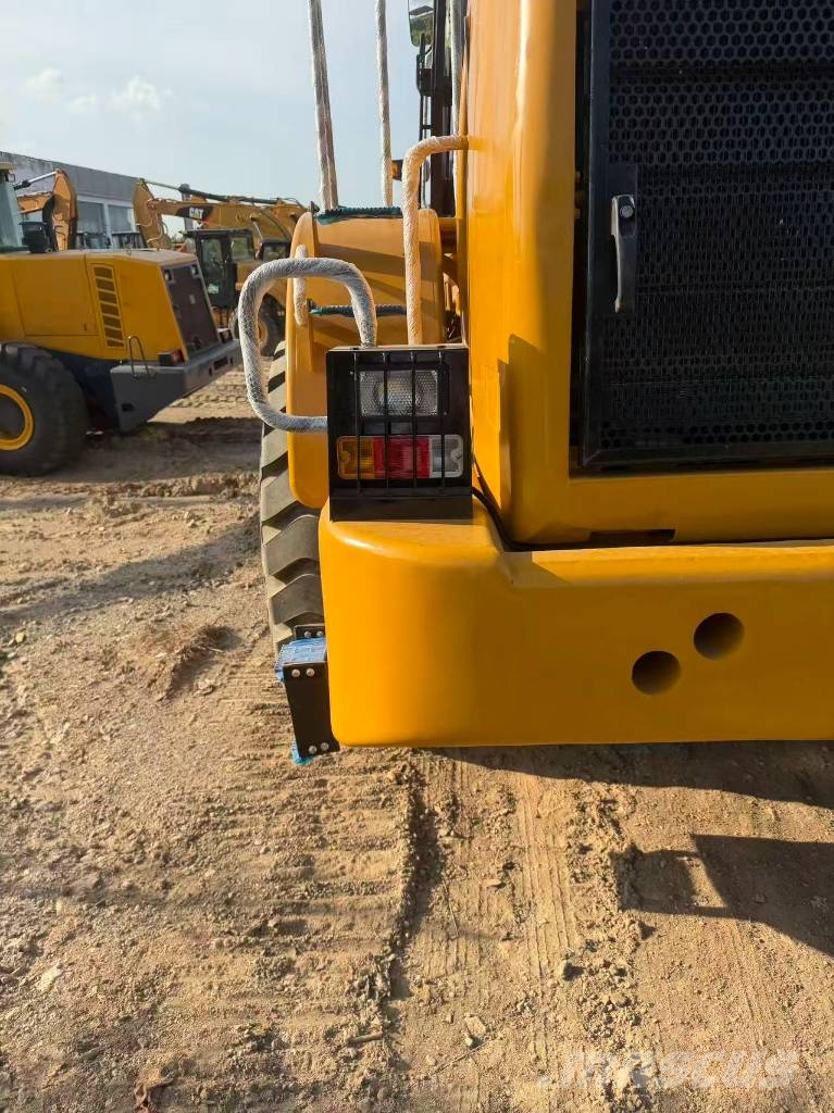 CAT 966 轮式装载机