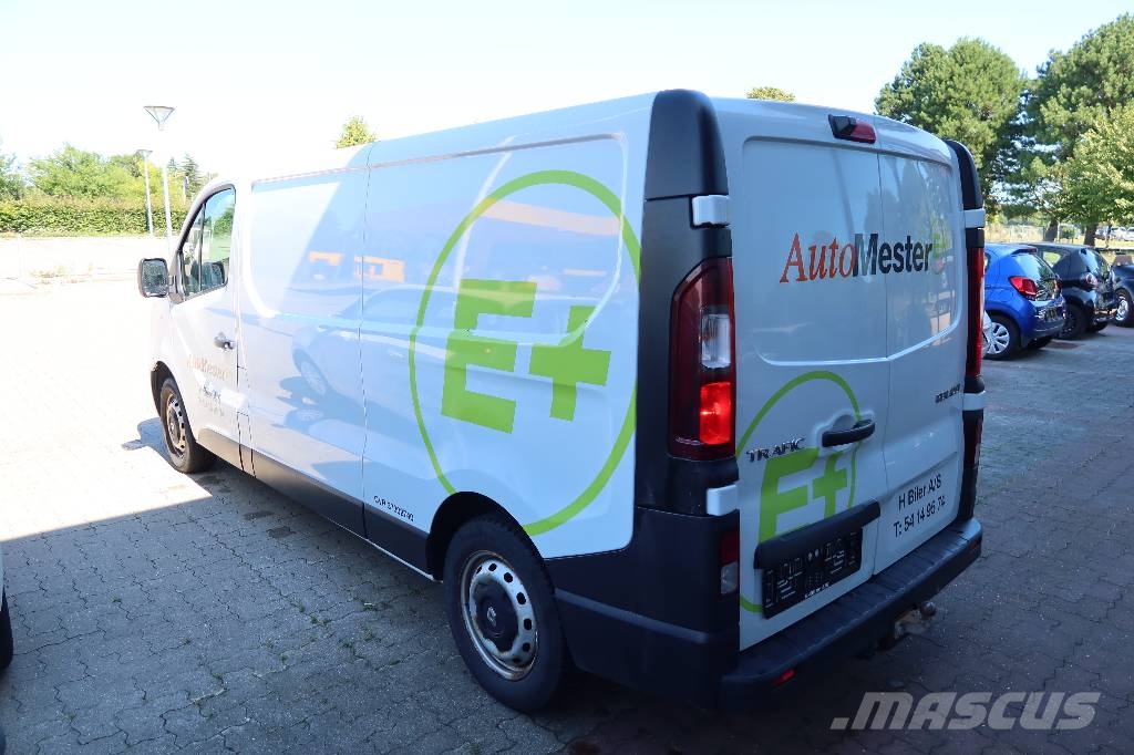 Renault TRAFIC Lieferwagen