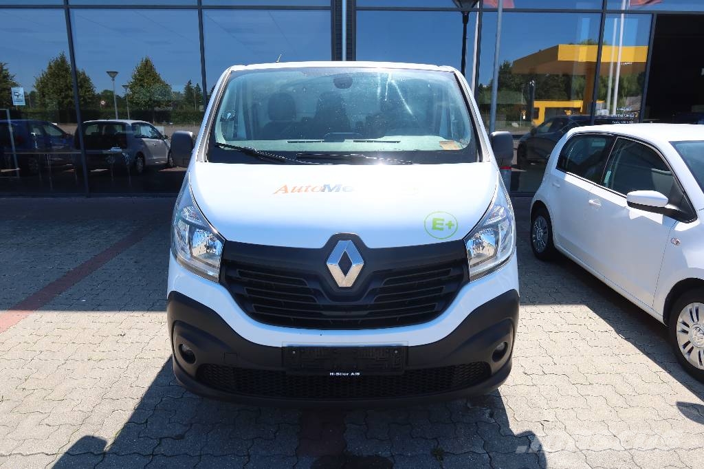 Renault TRAFIC Lieferwagen