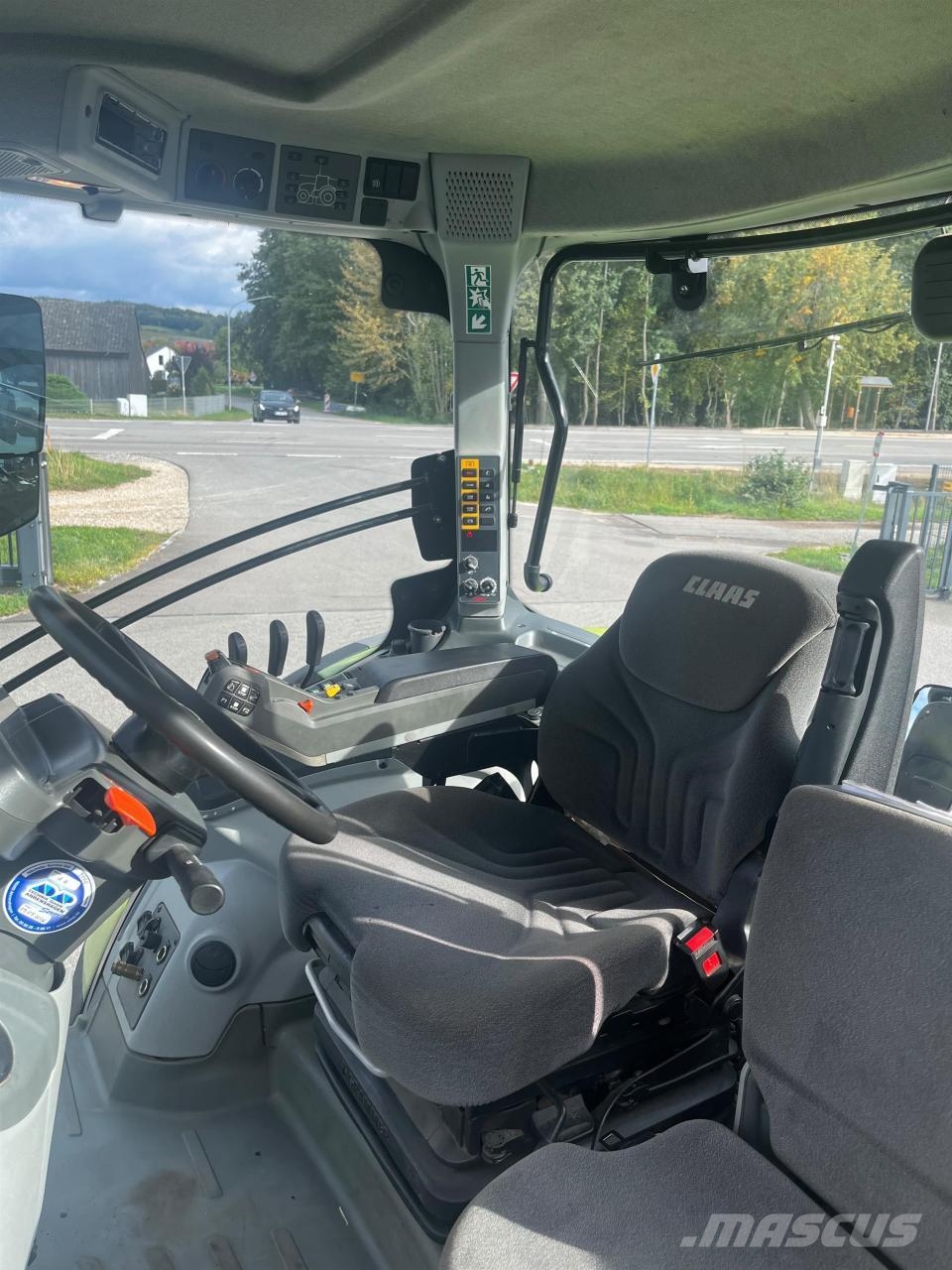 CLAAS Arion 650 CIS HEXASHIFT Tractoren