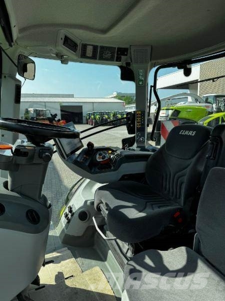 CLAAS AXION 830 트랙터