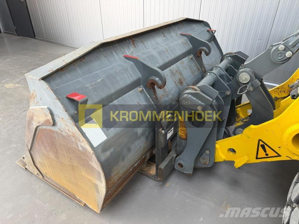 Wacker Neuson WL 110 Kolesni nakladalci