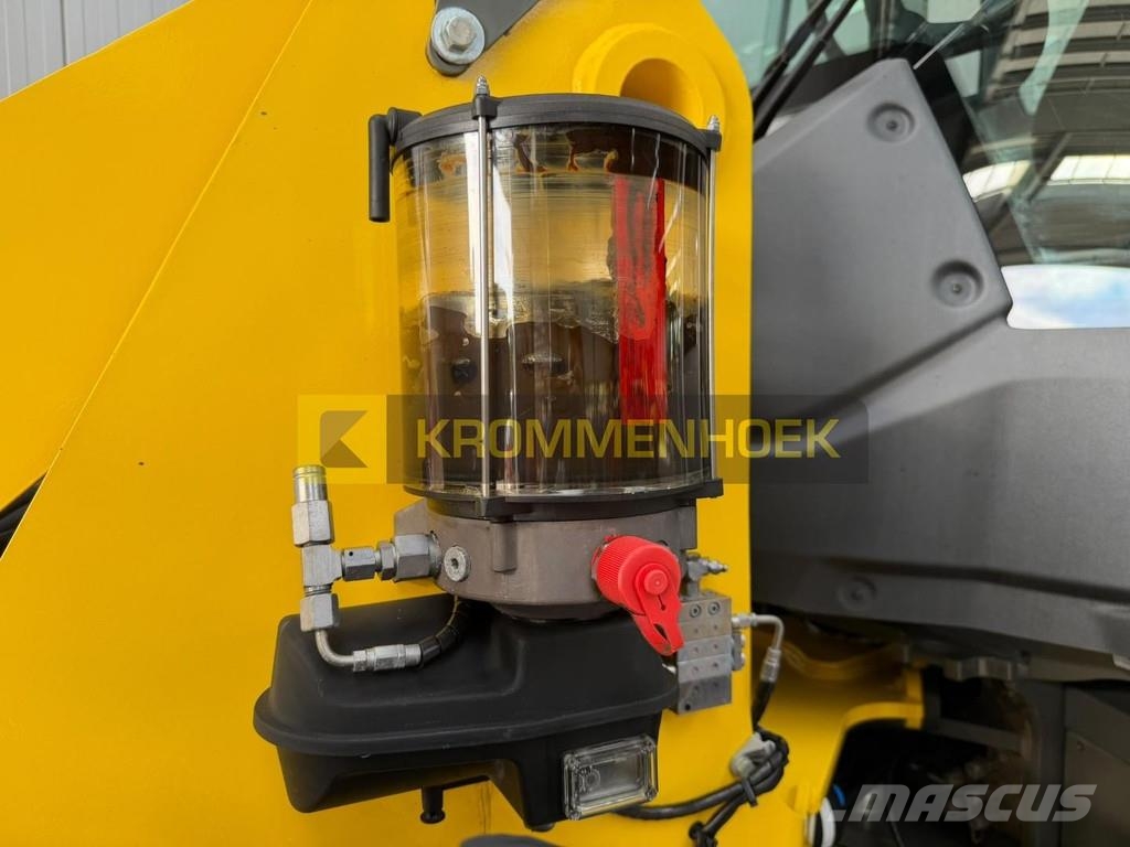 Wacker Neuson WL 110 Kolesni nakladalci