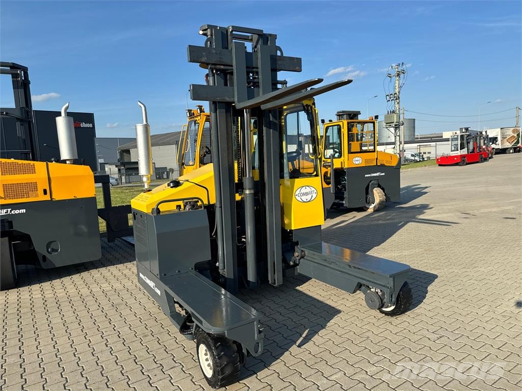 Combilift C4000 //2013 year//LPG//6000 mm 4-way reach truck