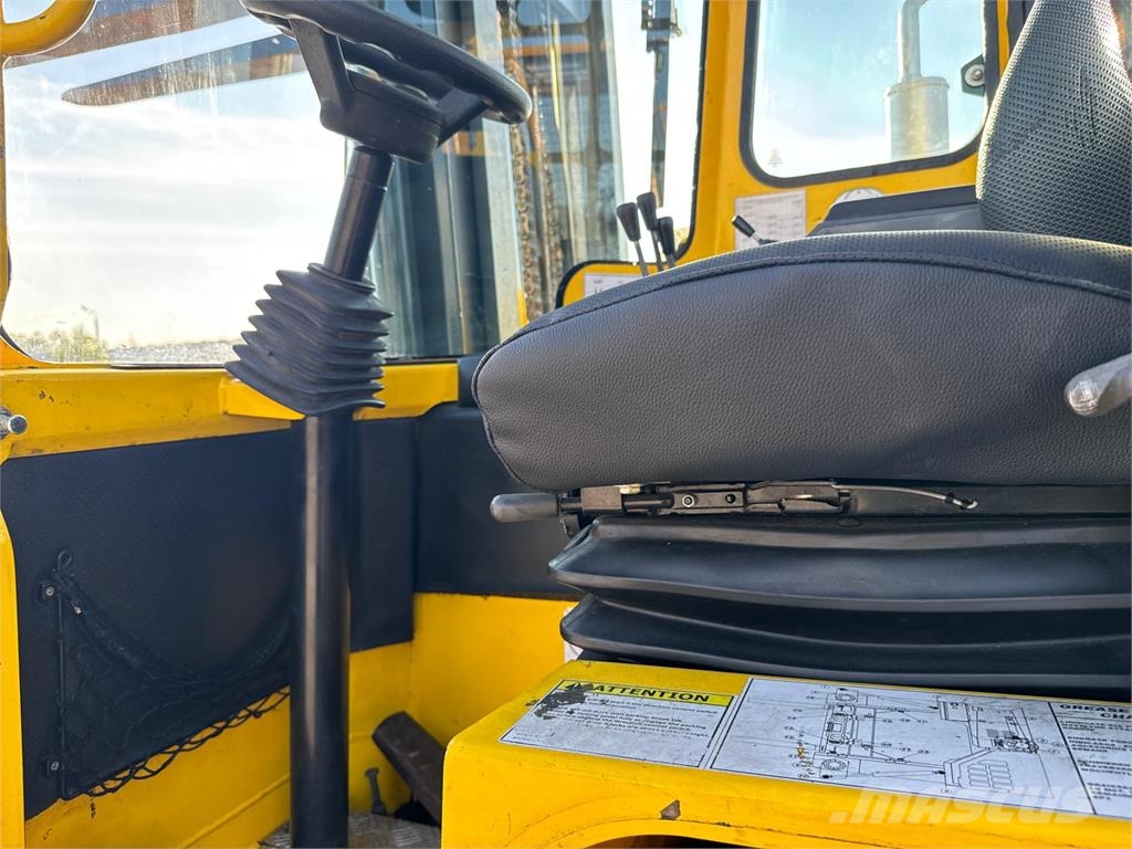 Combilift C4000 //2013 year//LPG//6000 mm 4-way reach truck