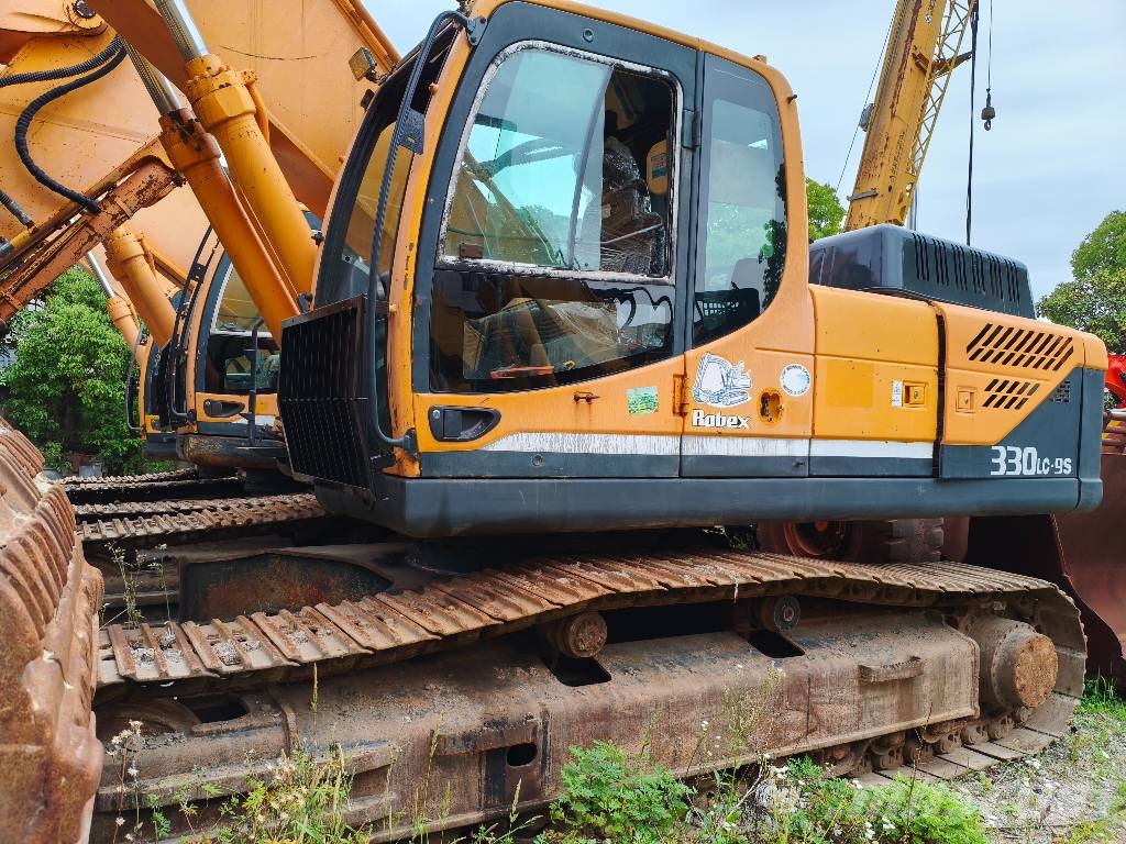 Hyundai 330LC-9S Raupenbagger