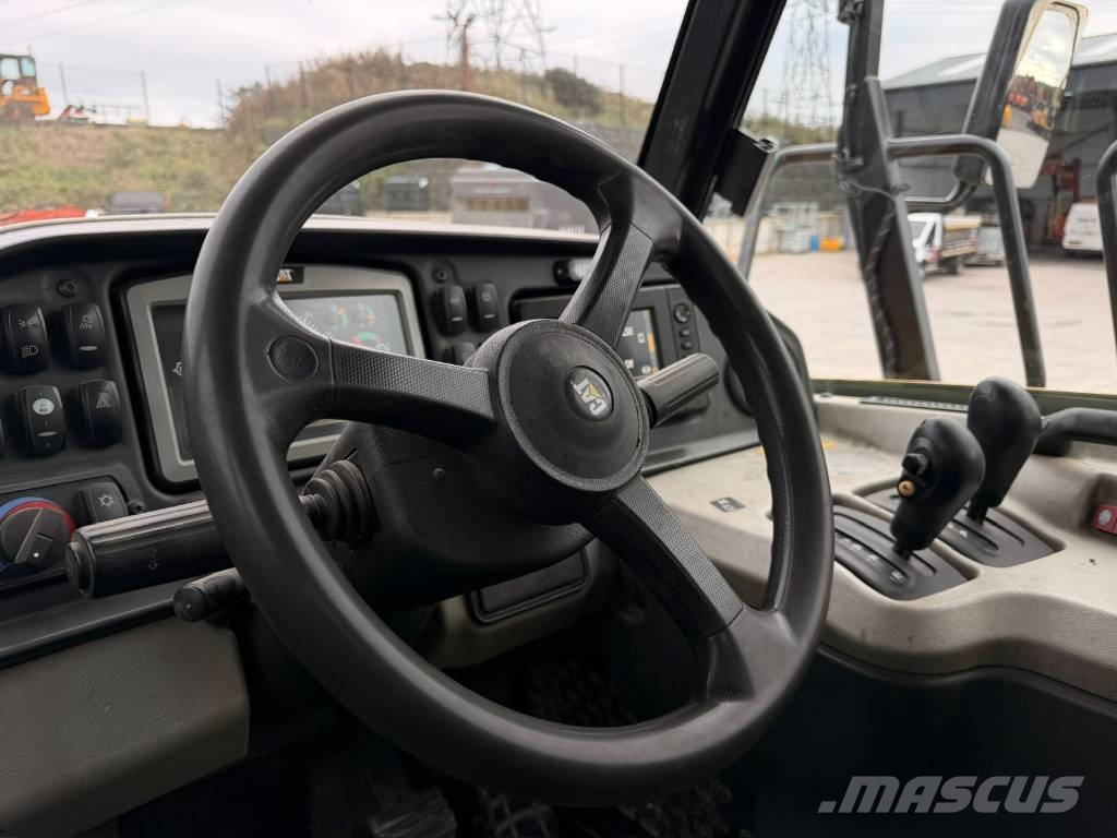 CAT 725 C ساحبات مفصلية