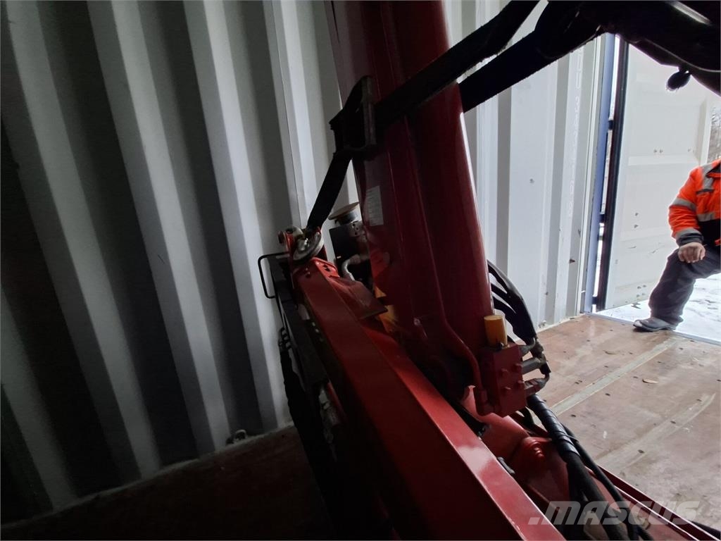 Ferrari F540R Load handling accessories