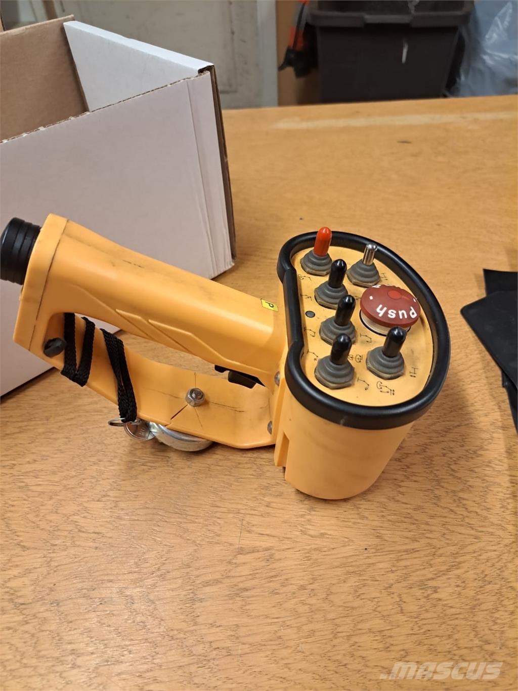 Ferrari F540R Load handling accessories
