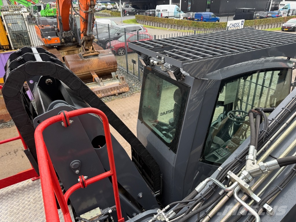 Atlas 350 MH Materjalikäitlusmasinad