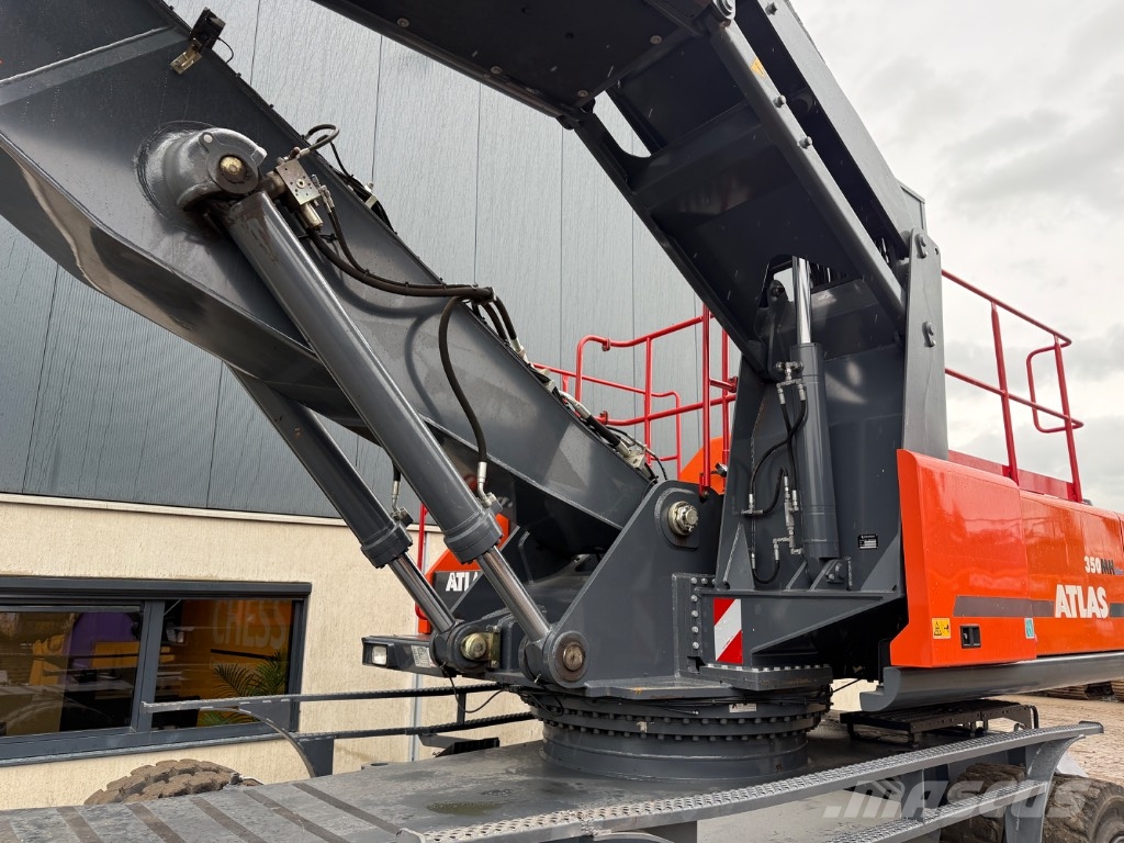 Atlas 350 MH Materjalikäitlusmasinad