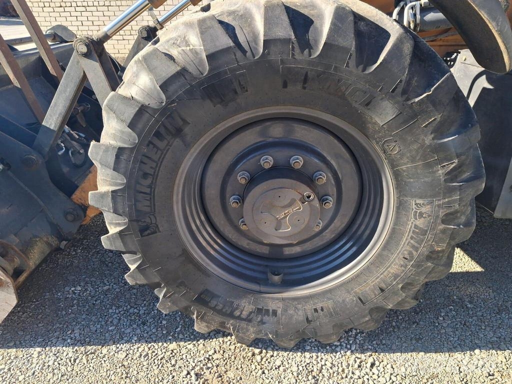 CASE 695ST Tractopelle