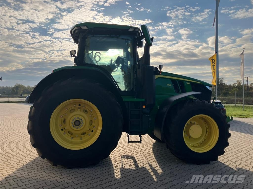John Deere 7R 330 Traktorji