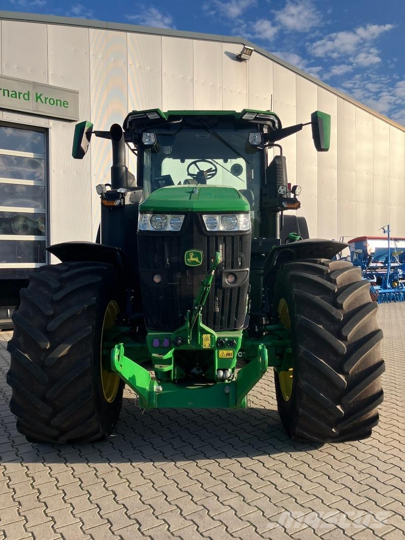 John Deere 7R 330 Traktorji
