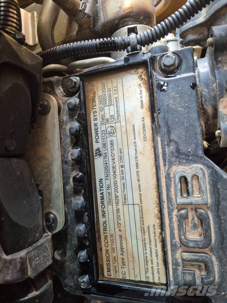 JCB 9TFT Belden kirma kamyonlar