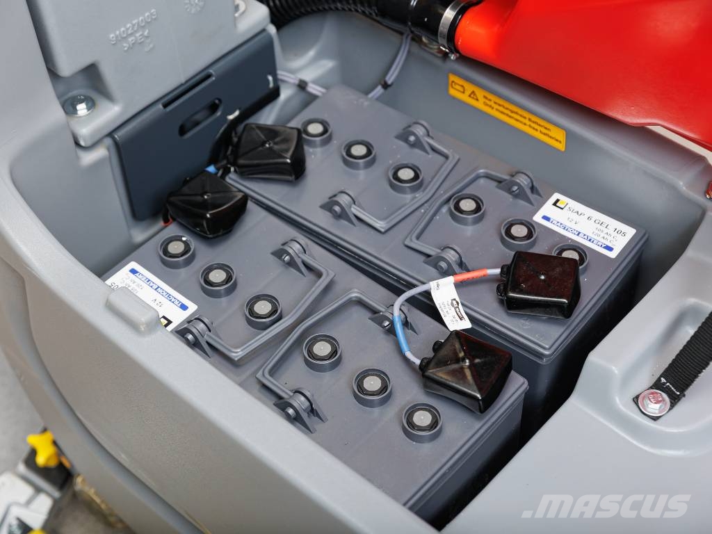 Hako Scrubmaster B45 CL TB510 - NEW BATTERIES 床洗浄機(スクラバー)